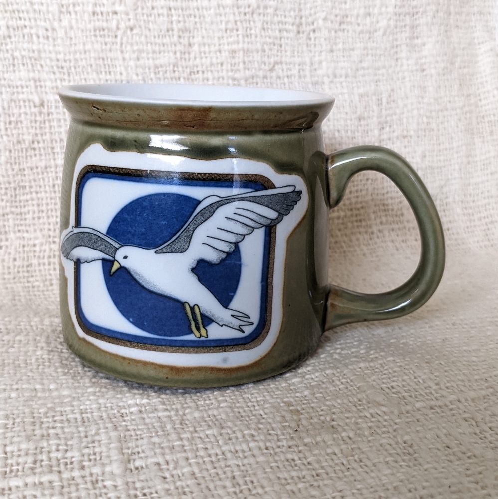 Vintage Seagull Sage Green Glazed Round Mug